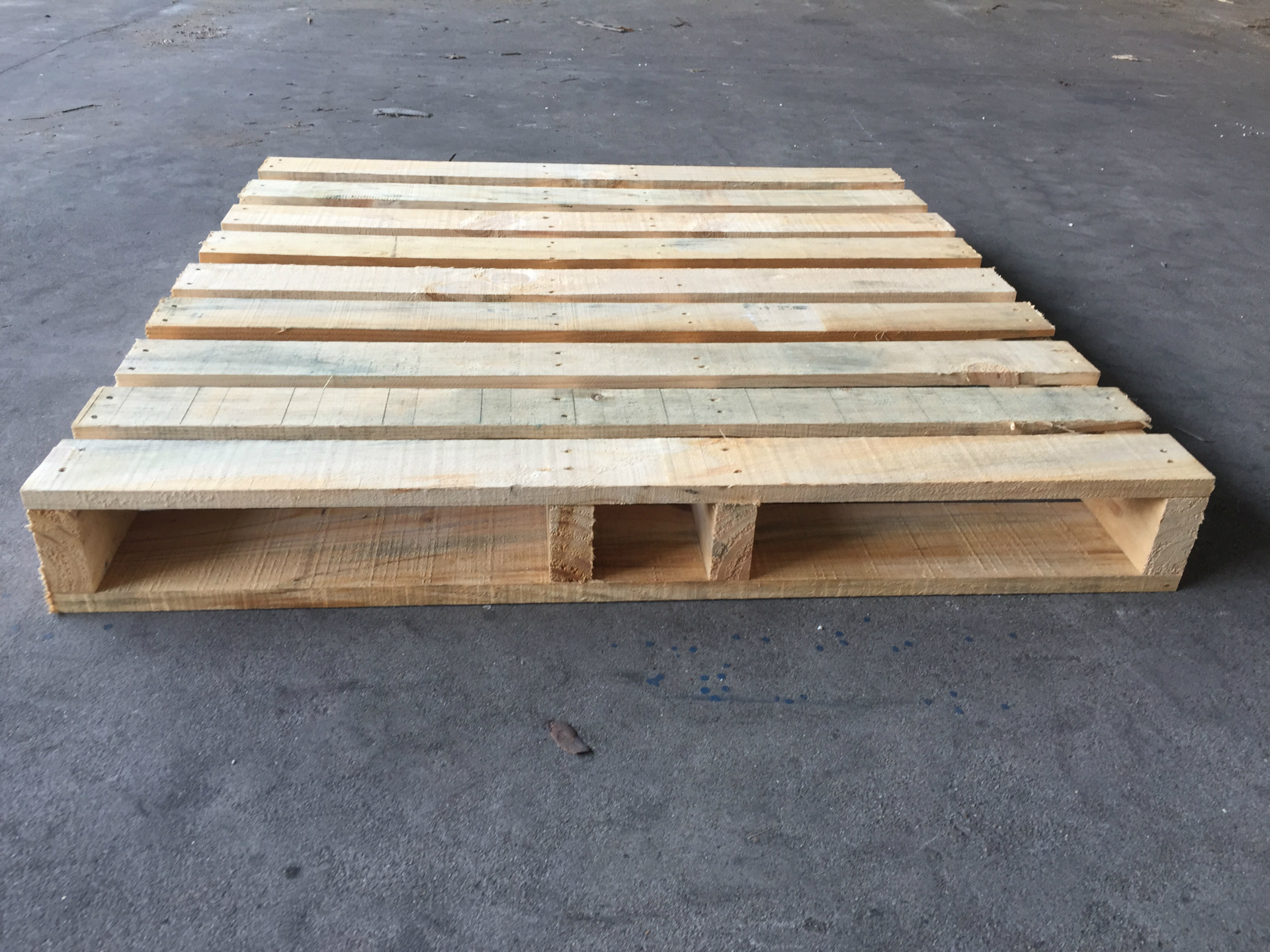 Custom wooden pallet